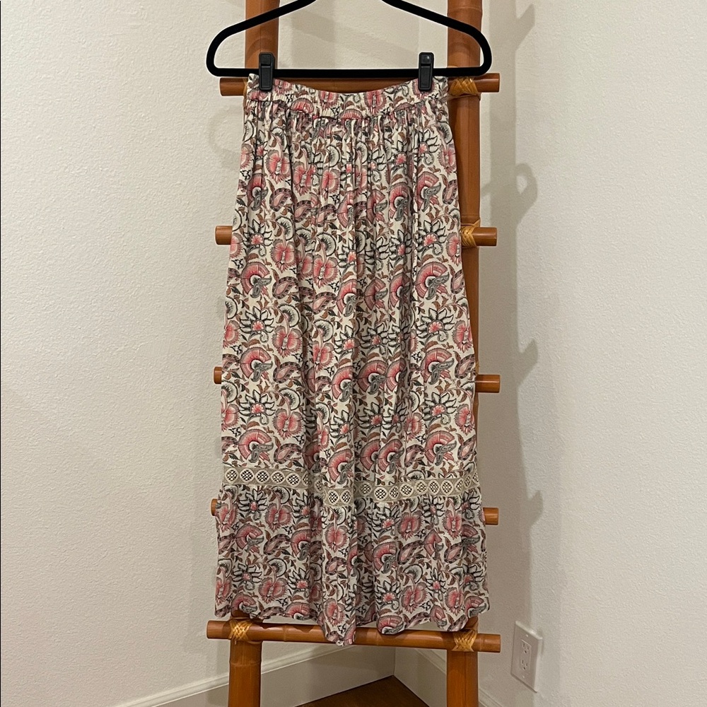 Elegant Paisley Maxi Skirt in Pink and Cream